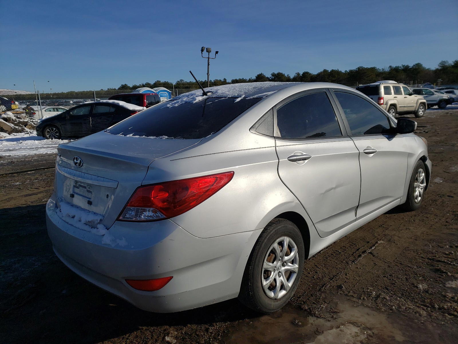 Photo 4 from auction – 2013 HYUNDAI ACCENT with VIN KMHCT4AE8DU489151
