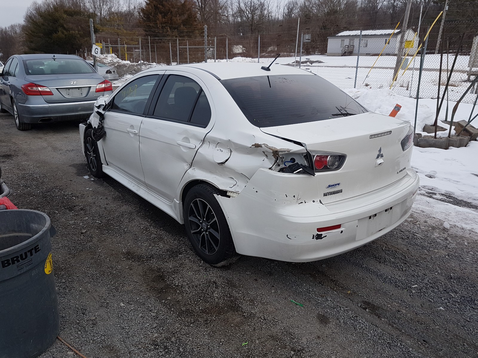 Photo 3 from auction – 2017 MITSUBISHI LANCER ES with VIN JA32U2FU5HU008200