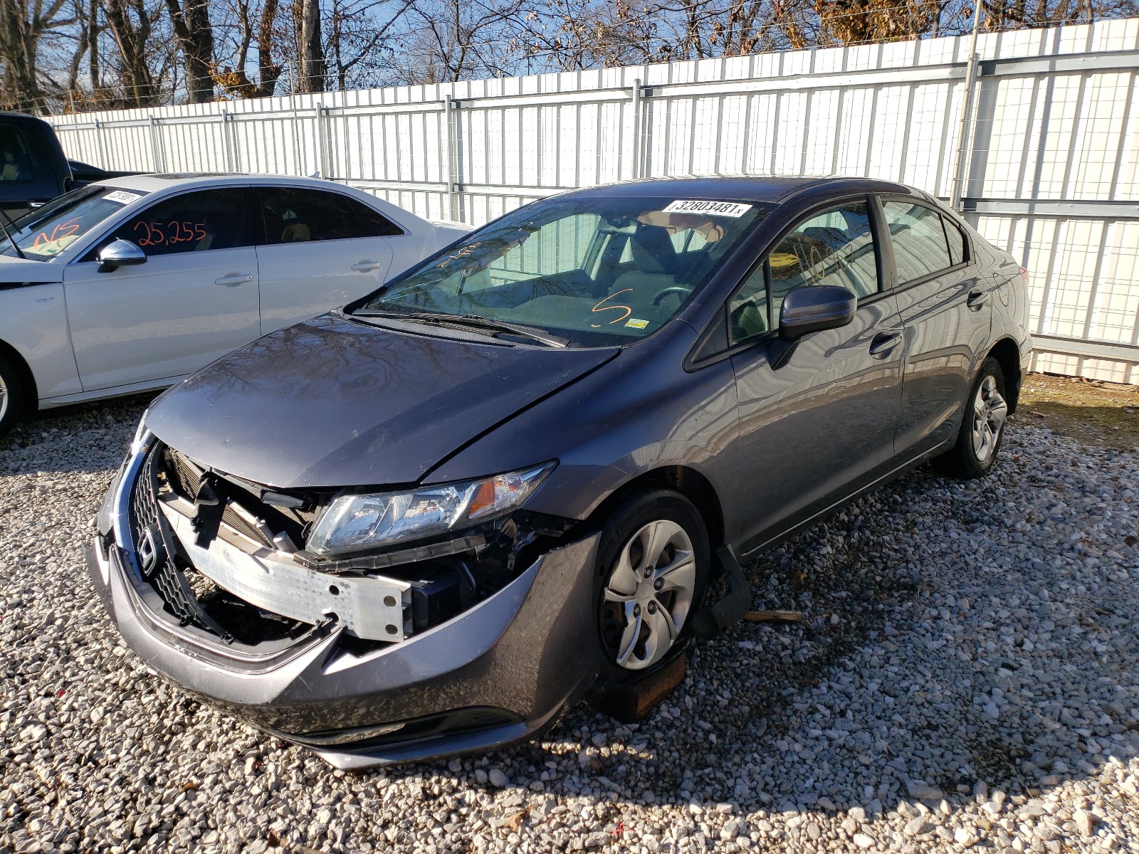 Photo 2 from auction – 2014 HONDA CIVIC LX with VIN 19XFB2F58EE012849