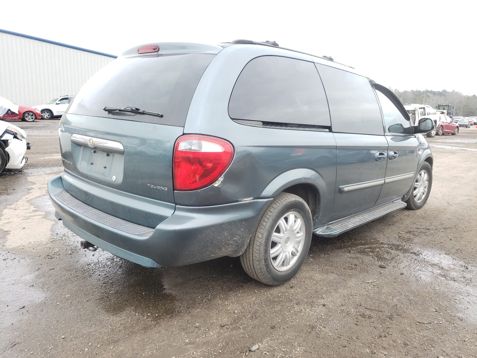 Photo 4 from auction – 2007 CHRYSLER TOWN & COU with VIN 2A4GP54L37R230931