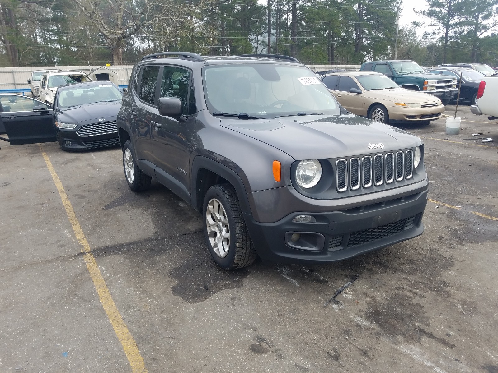 JEEP RENEGADE L 2016 with VIN ZACCJBBT9GPD58800 - Photo from auction