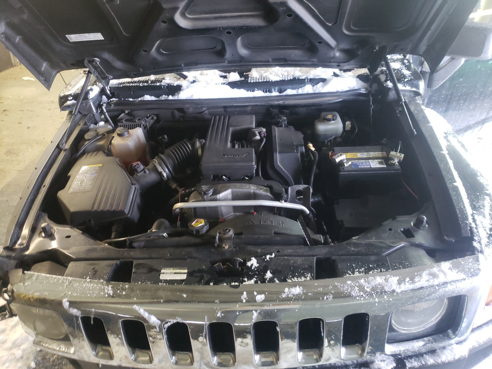 Photo 7 from auction – 2007 HUMMER H3 with VIN 5GTDN13E478199882