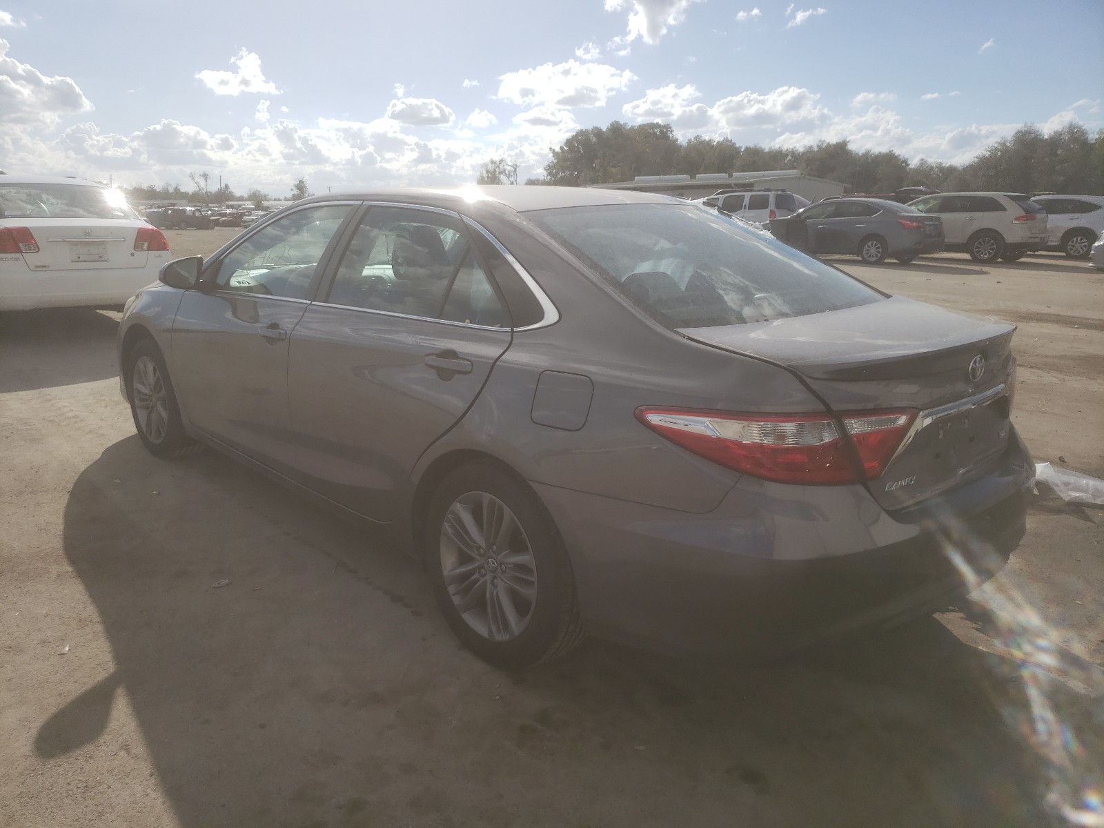 Photo 3 from auction – 2017 TOYOTA CAMRY LE with VIN 4T1BF1FK3HU698321