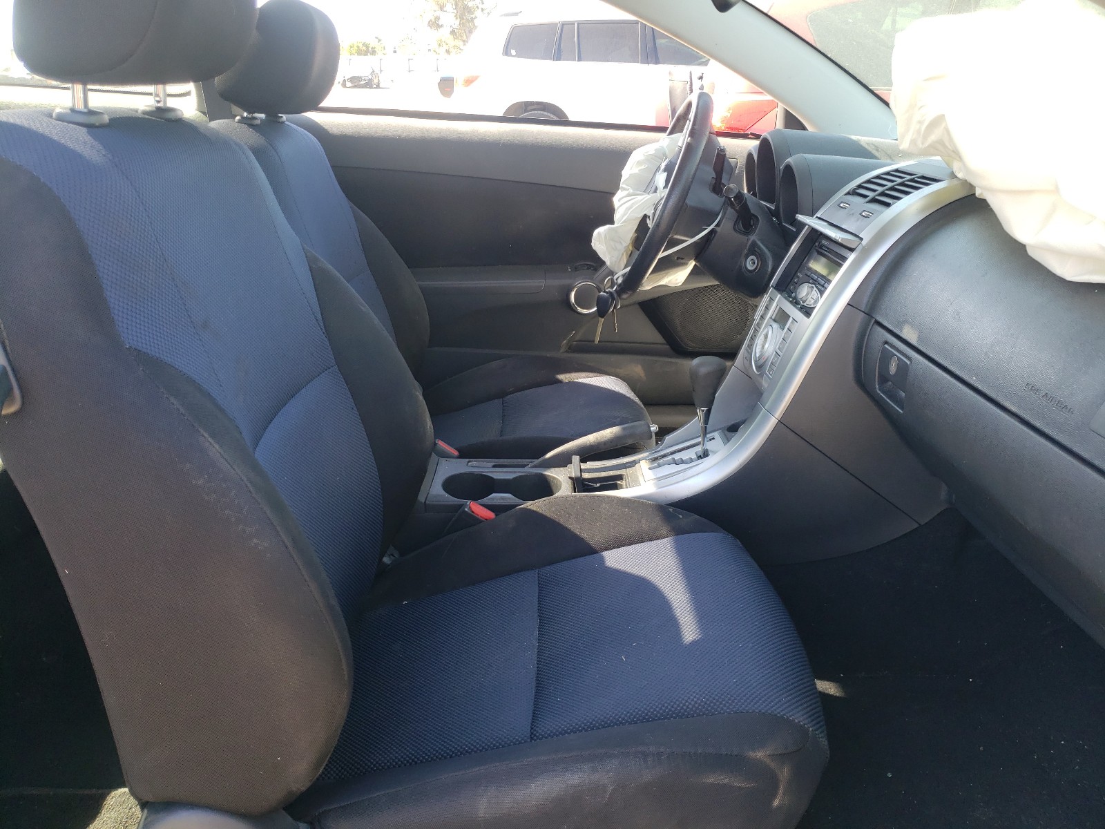 Photo 5 from auction – 2006 TOYOTA SCION TC with VIN JTKDE177860118956