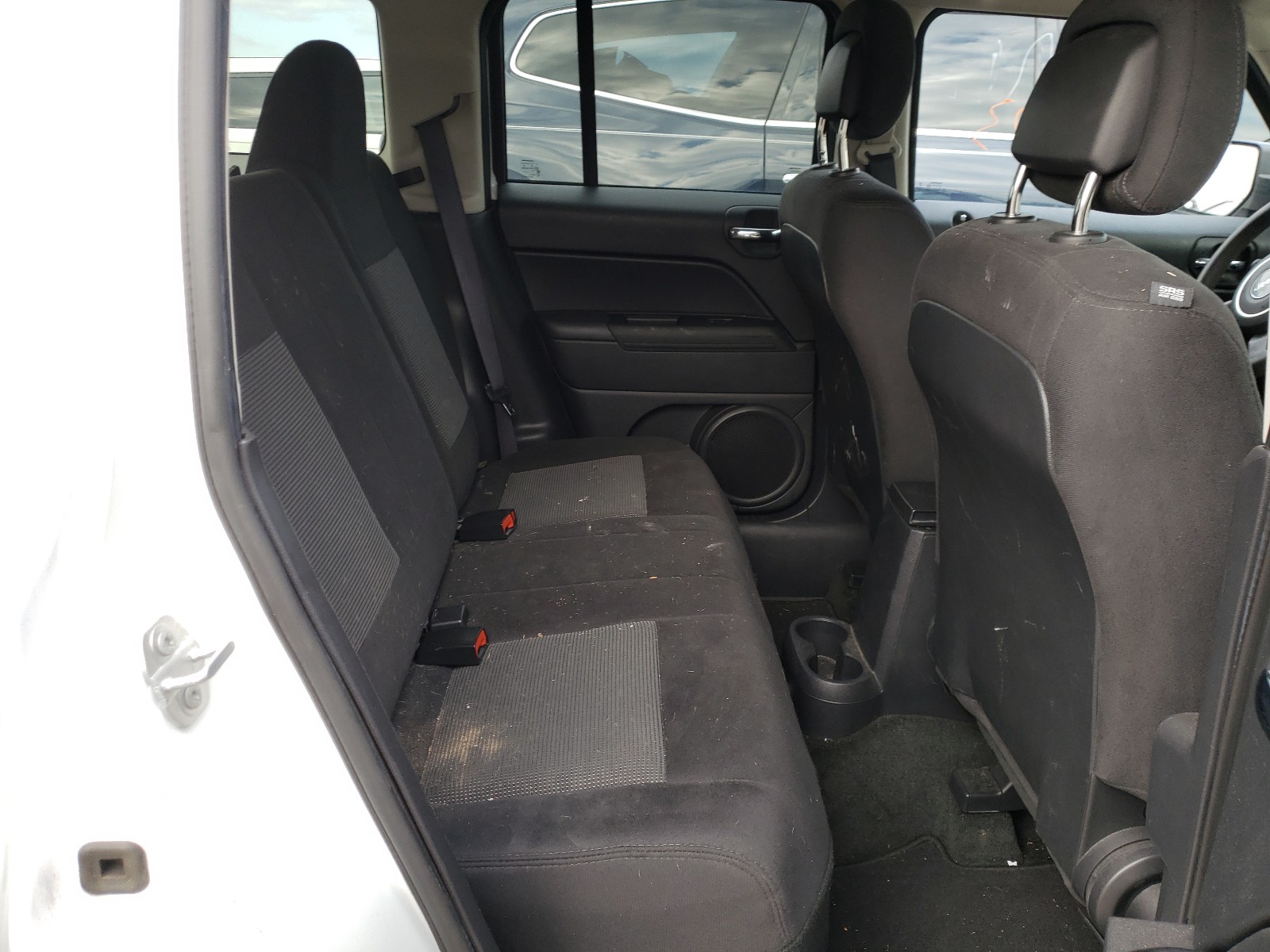 Photo 6 from auction – 2017 JEEP PATRIOT LA with VIN 1C4NJPFA1HD160873
