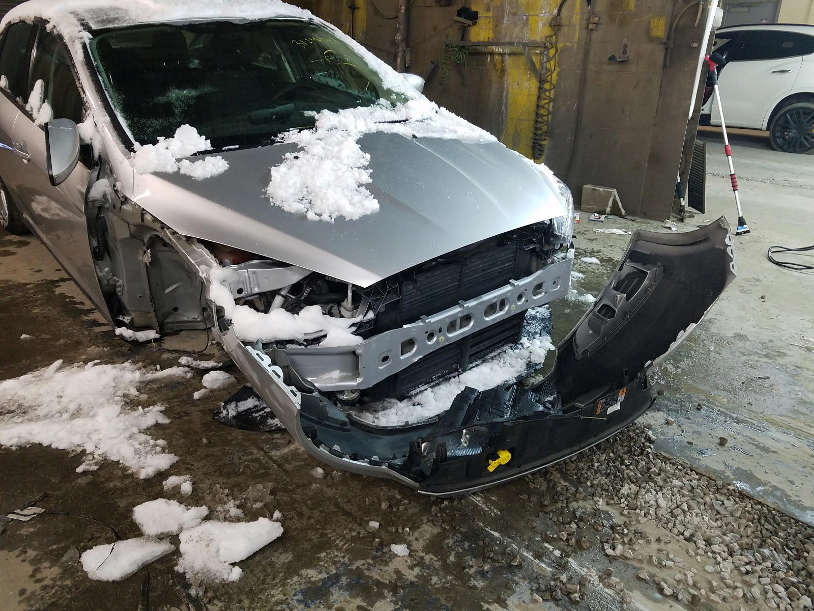 Photo 9 from auction – 2018 FORD FOCUS SE with VIN 1FADP3F27JL286295