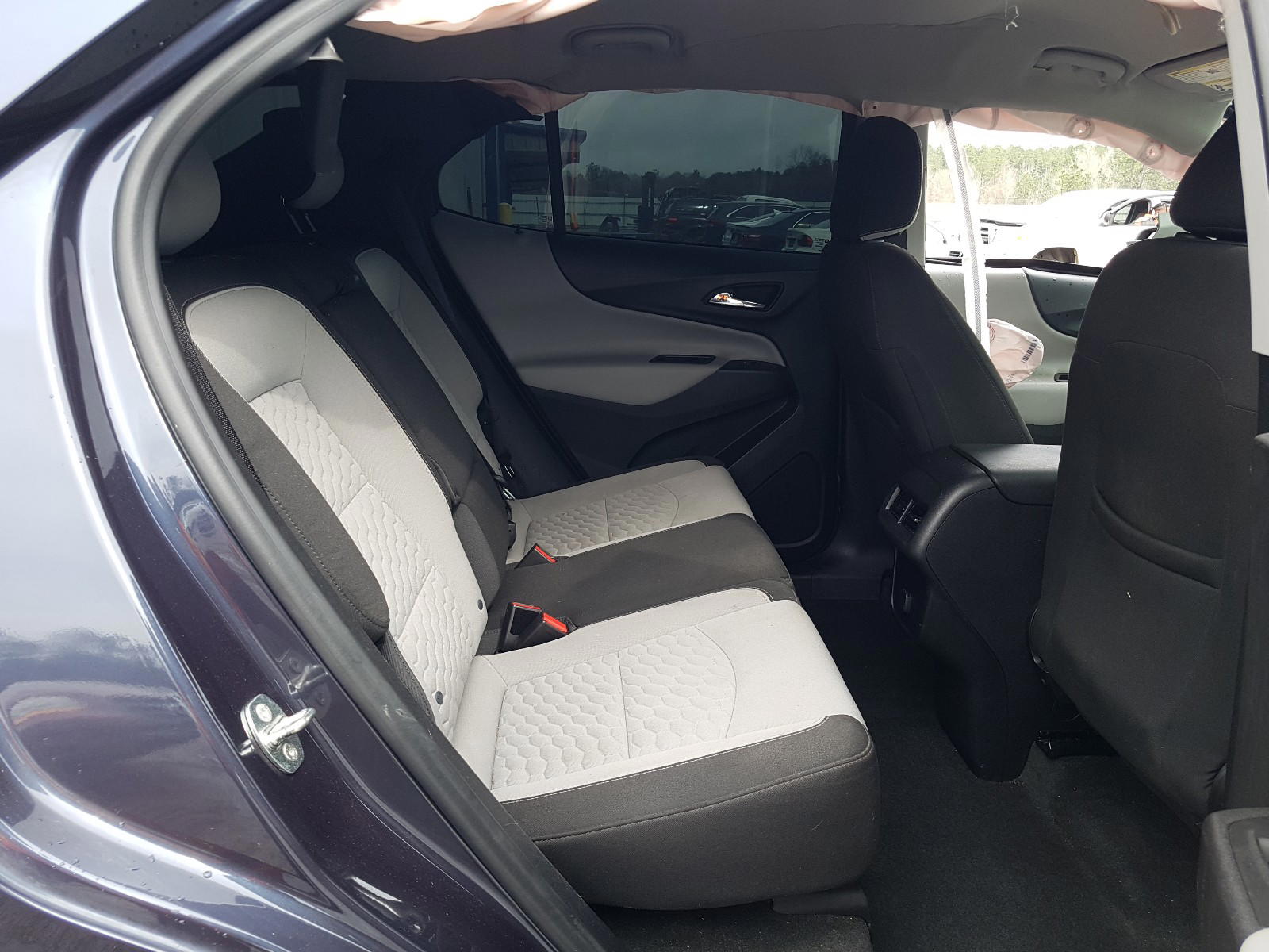 Photo 6 from auction – 2018 CHEVROLET EQUINOX LS with VIN 3GNAXREV0JS608384