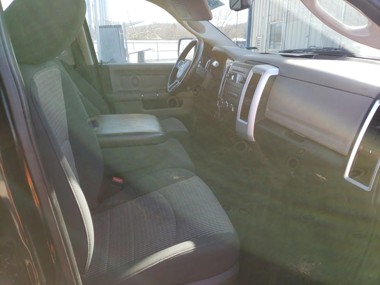 Photo 5 from auction – 2011 DODGE RAM 1500 with VIN 1D7RV1GP1BS643813