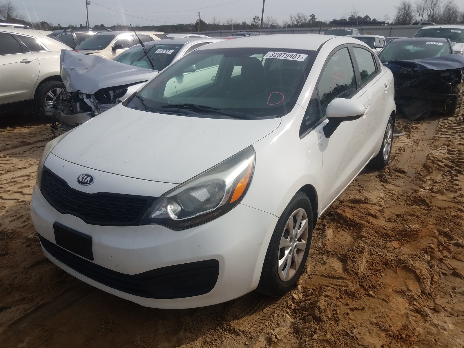 Zdjęcie 2 z aukcji – 2014 KIA RIO LX z VIN KNADM4A31E6344203