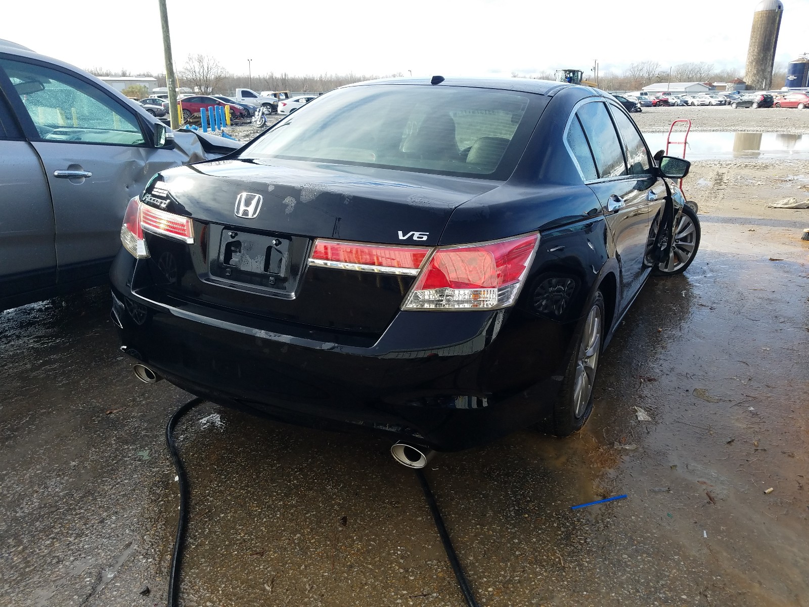 Photo 4 from auction – 2012 HONDA ACCORD EXL with VIN 1HGCP3F87CA011665