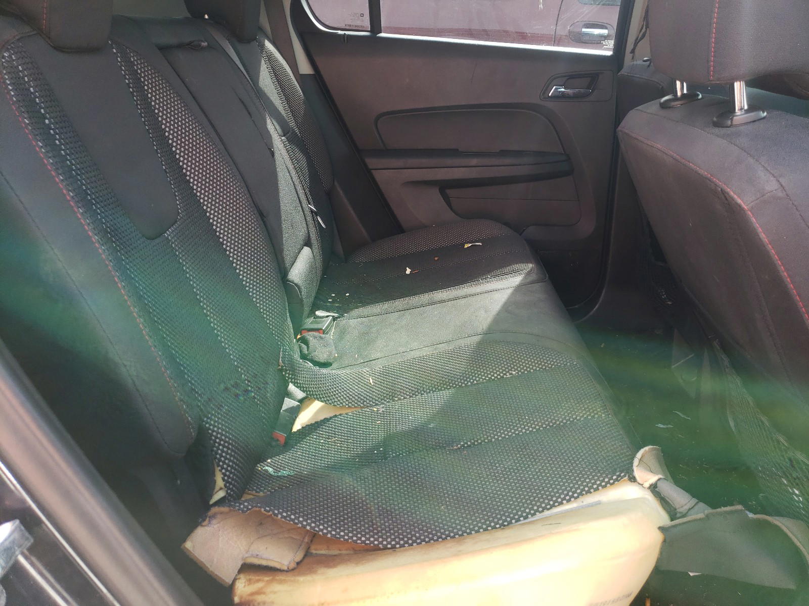 Photo 6 from auction – 2015 CHEVROLET EQUINOX LT with VIN 2GNFLGEK4F6409890
