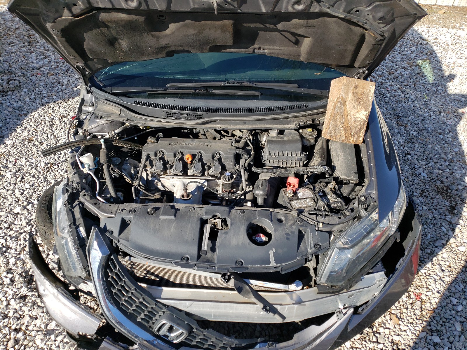 Photo 7 from auction – 2014 HONDA CIVIC LX with VIN 19XFB2F58EE012849