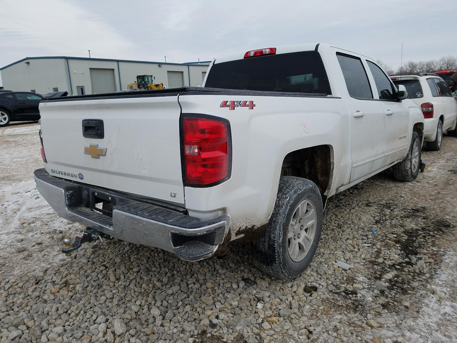 Photo 4 from auction – 2018 CHEVROLET SILVERADO with VIN 3GCUKREC3JG414874
