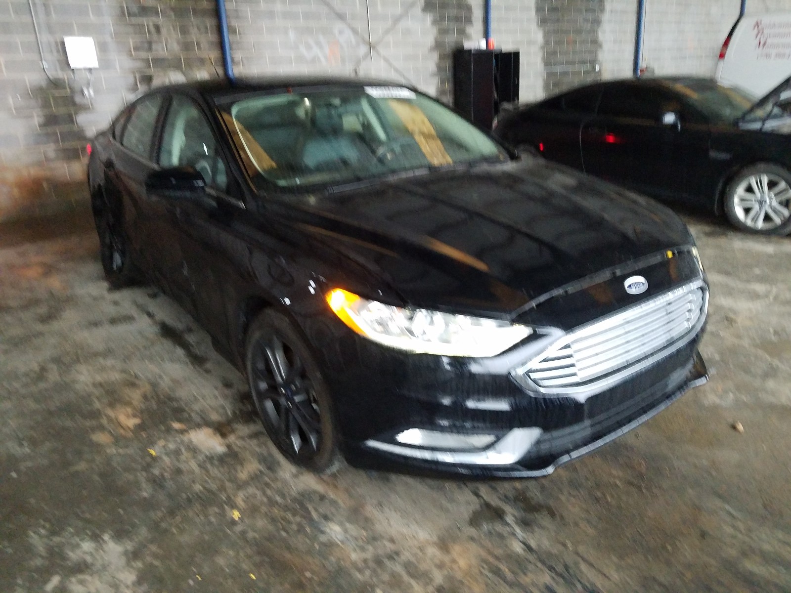 FORD FUSION SE 2018 with VIN 3FA6P0HD9JR264855 - Photo from auction