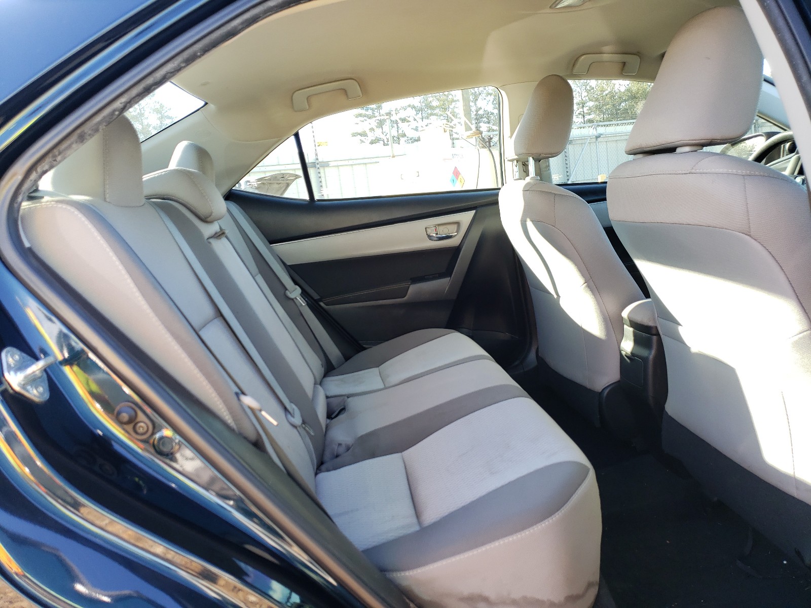 Photo 6 from auction – 2017 TOYOTA COROLLA L with VIN 5YFBURHE9HP717225