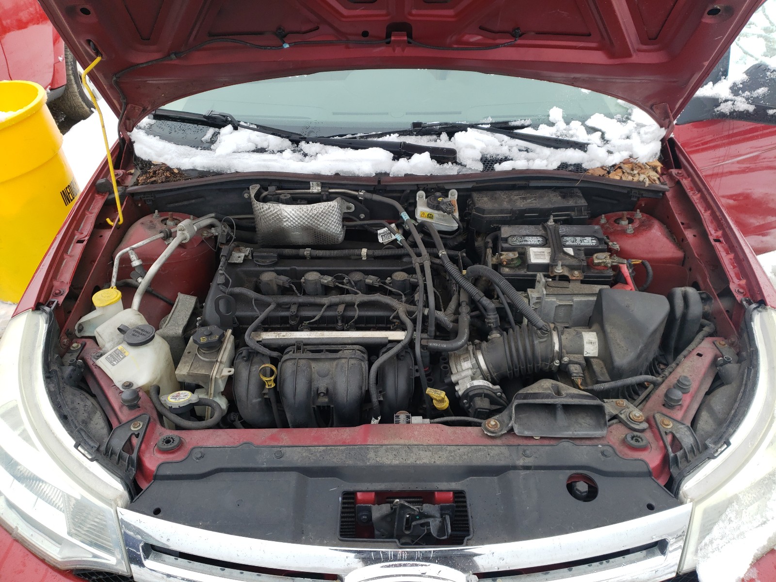 Zdjęcie 7 z aukcji – 2010 FORD FOCUS SE z VIN 1FAHP3FN7AW136648