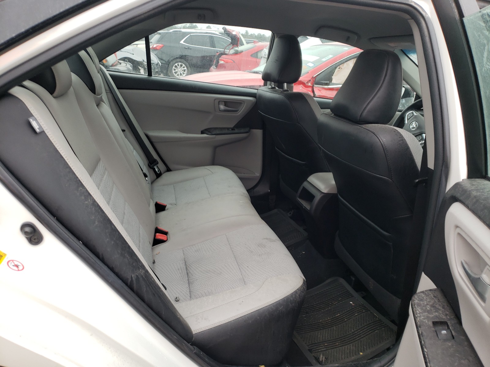 Photo 6 from auction – 2016 TOYOTA CAMRY LE with VIN 4T1BF1FKXGU260457