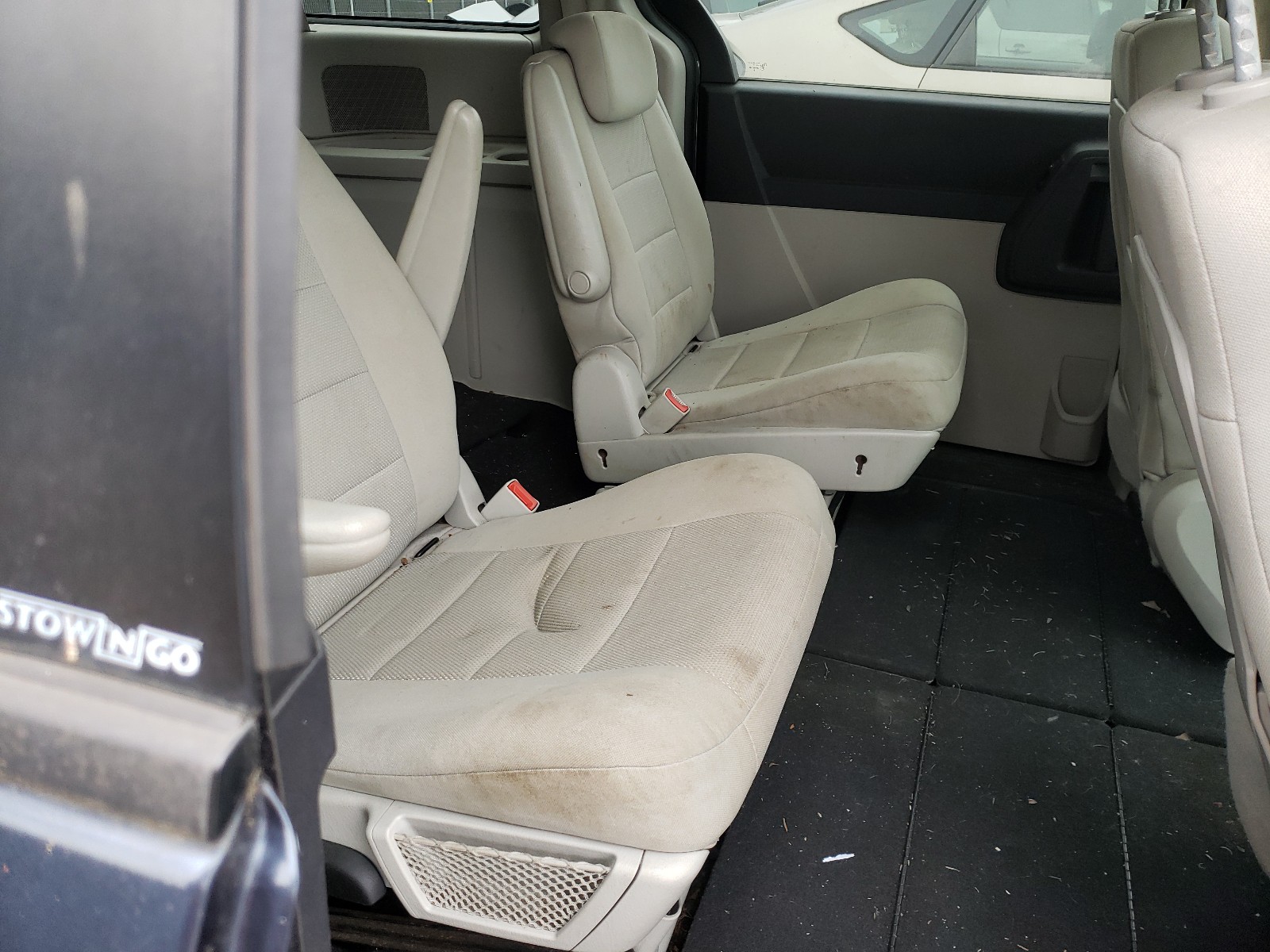 Photo 6 from auction – 2008 DODGE GRAND CARA with VIN 1D8HN54PX8B161661