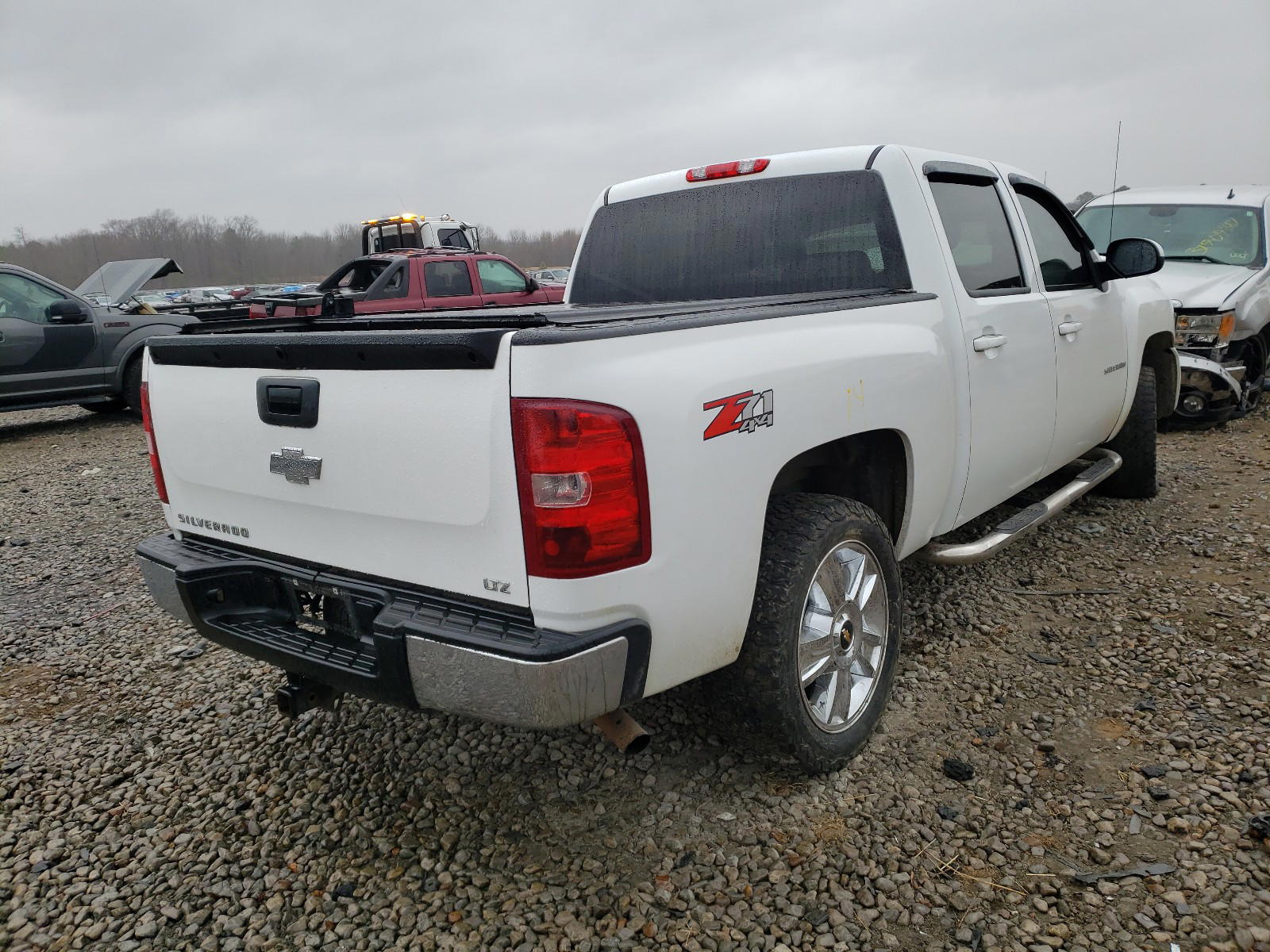 Photo 4 from auction – 2011 CHEVROLET SILVERADO with VIN 3GCPKTE33BG343705