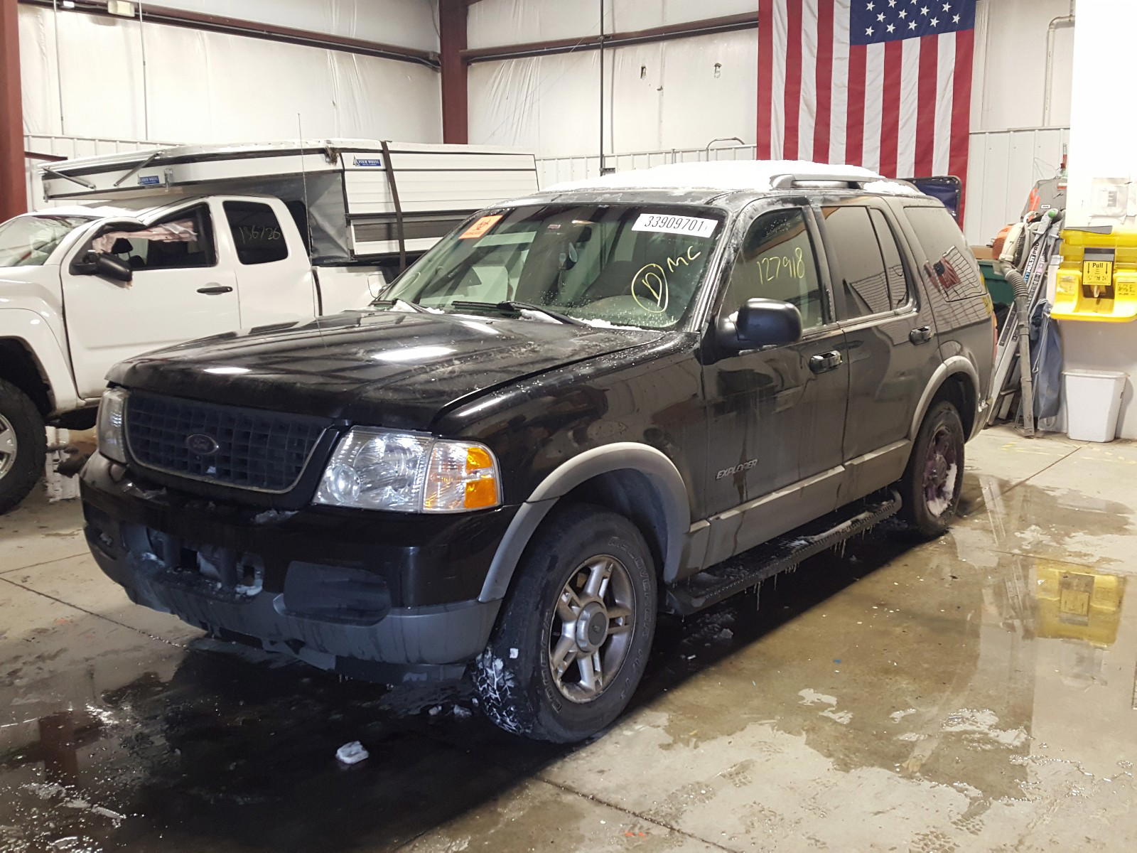 Photo 2 from auction – 2002 FORD EXPLORER X with VIN 1FMZU73E42ZB69220