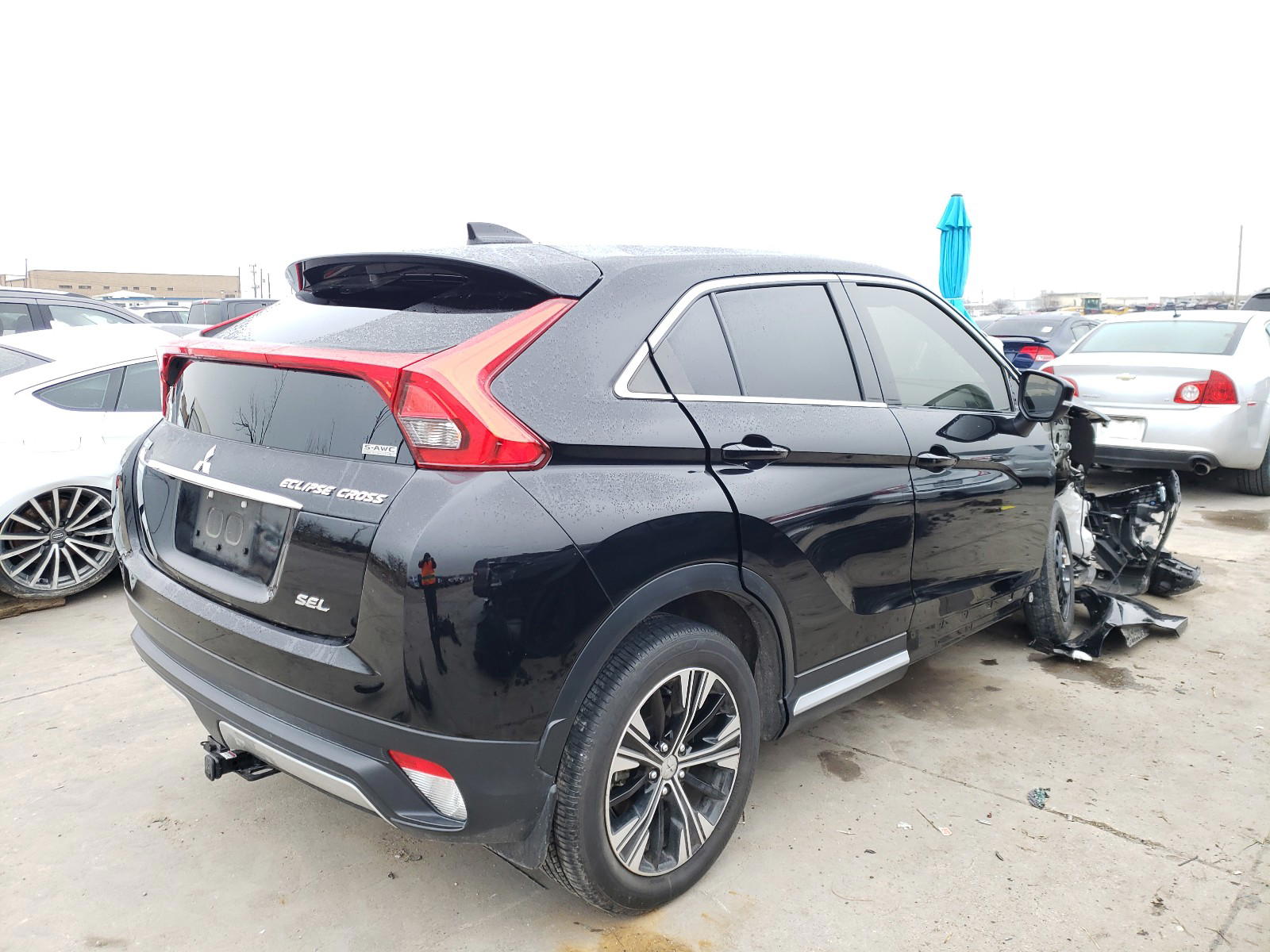 Photo 4 from auction – 2018 MITSUBISHI ECLIPSE CR with VIN JA4AT5AA5JZ047550
