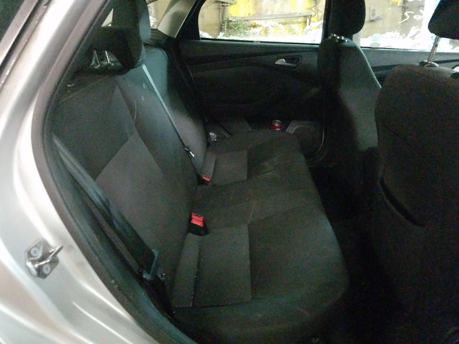Photo 6 from auction – 2018 FORD FOCUS SE with VIN 1FADP3F27JL286295