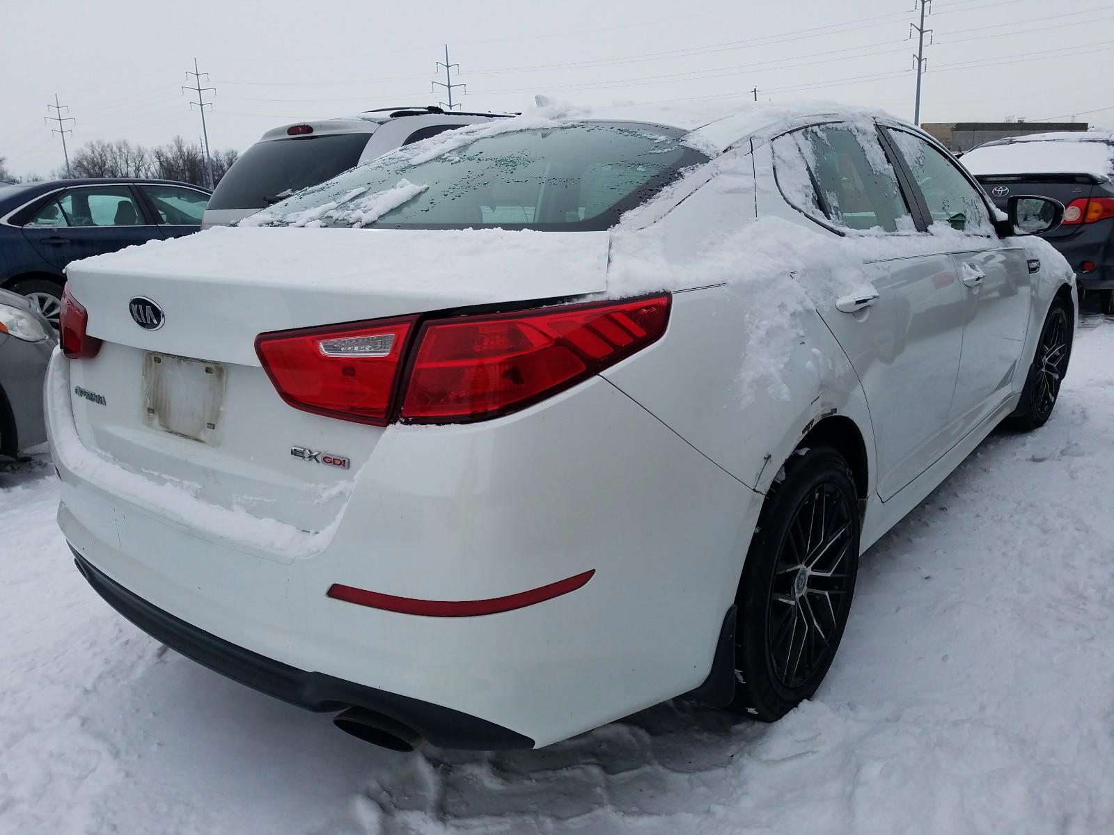 Photo 4 from auction – 2015 KIA OPTIMA with VIN 5XXGN4A75FG435624