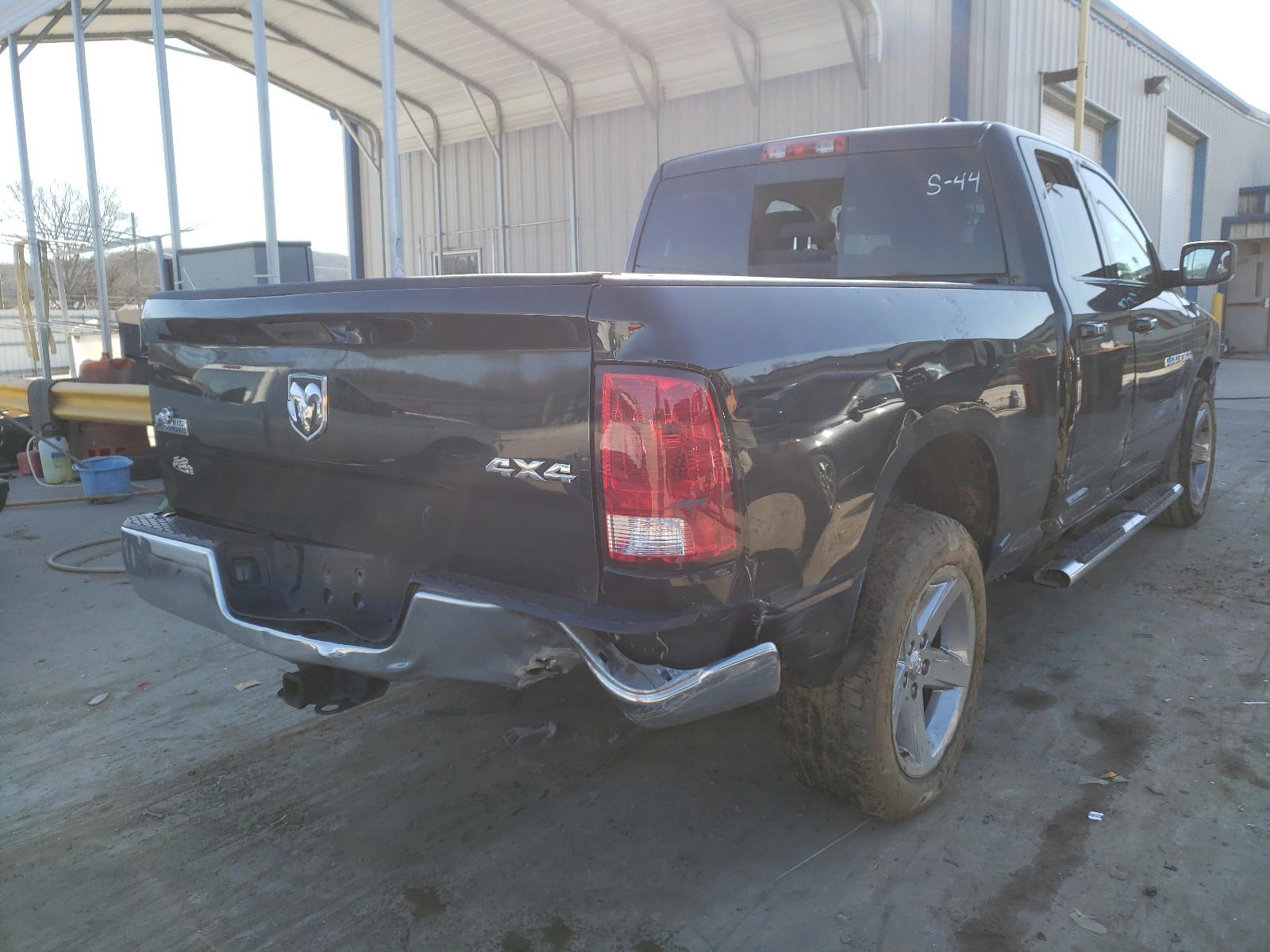 Photo 4 from auction – 2011 DODGE RAM 1500 with VIN 1D7RV1GP1BS643813