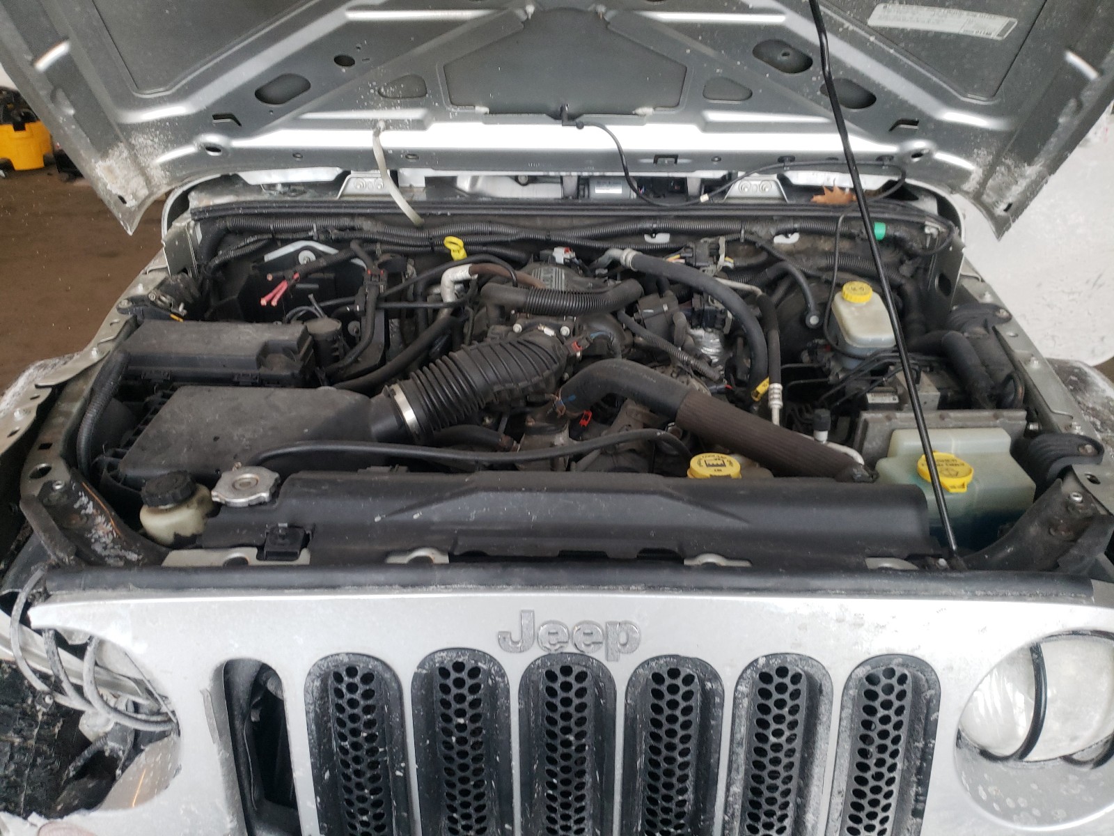 Photo 7 from auction – 2010 JEEP WRANGLER U with VIN 1J4BA3H14AL165905
