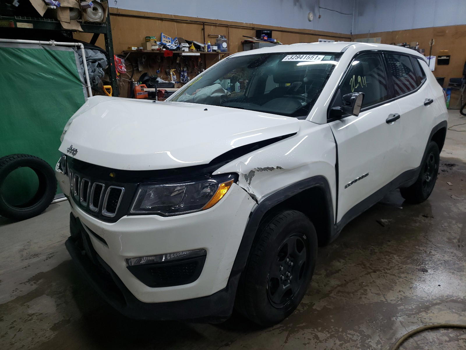Photo 2 from auction – 2019 JEEP COMPASS SP with VIN 3C4NJDAB4KT849175