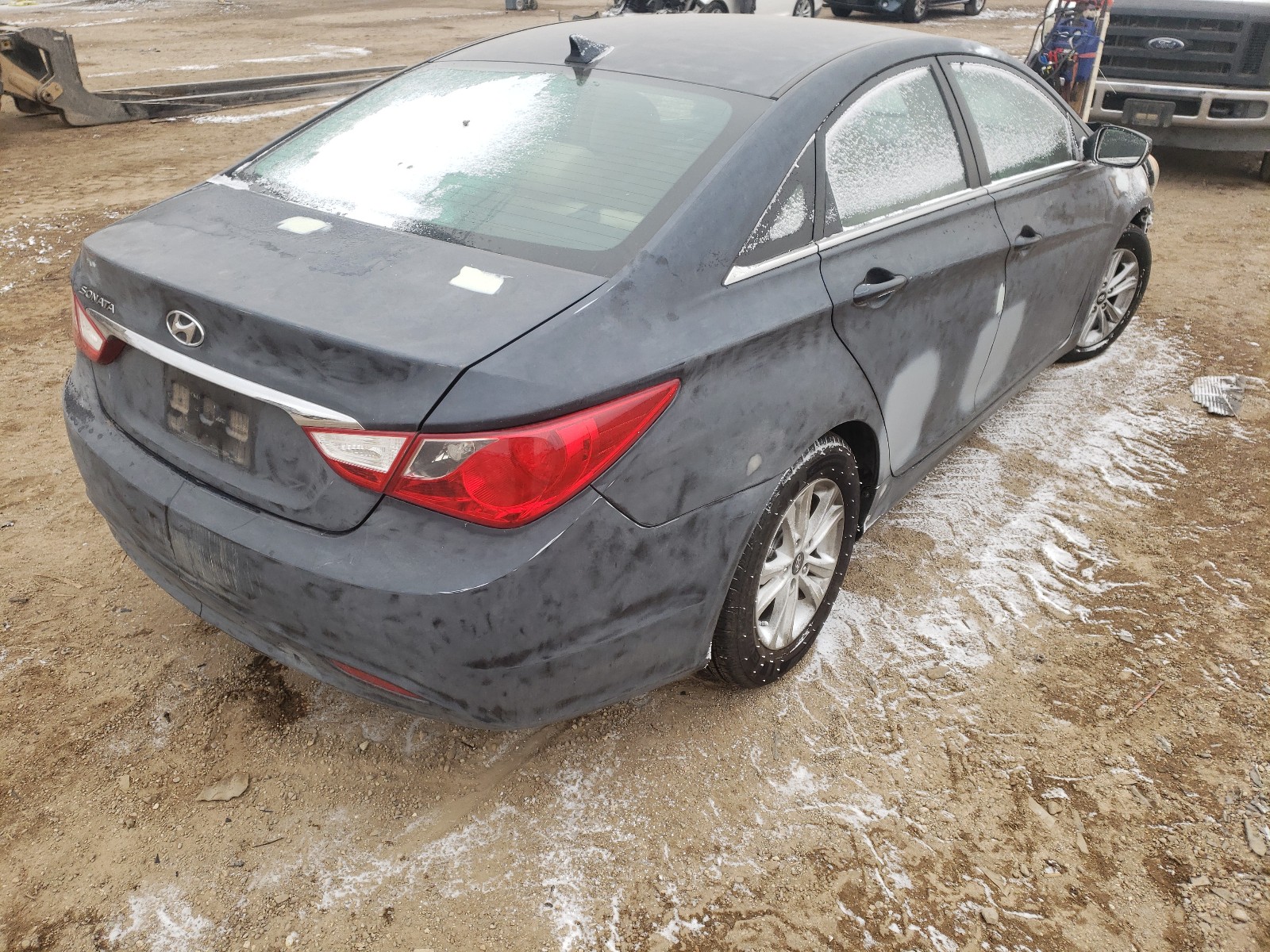 Photo 4 from auction – 2011 HYUNDAI SONATA GLS with VIN 5NPEB4AC6BH011672