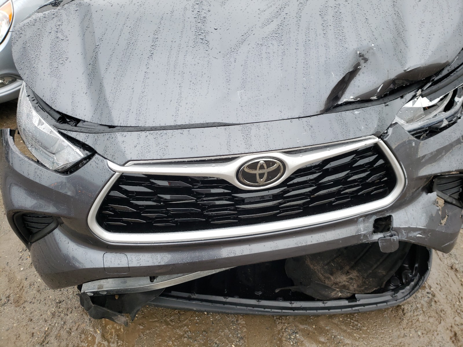 Photo 7 from auction – 2020 TOYOTA HIGHLANDER with VIN 5TDCZRBH3LS044411