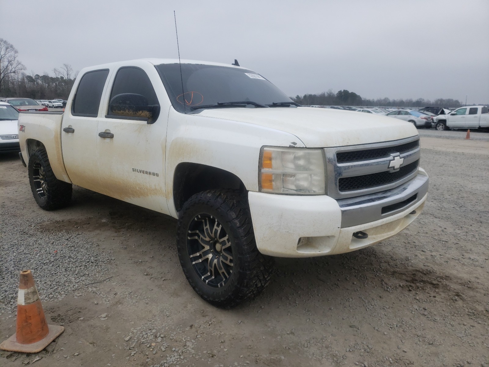 Photo 1 from auction – 2011 CHEVROLET SILVERADO with VIN 3GCPKSE36BG298883