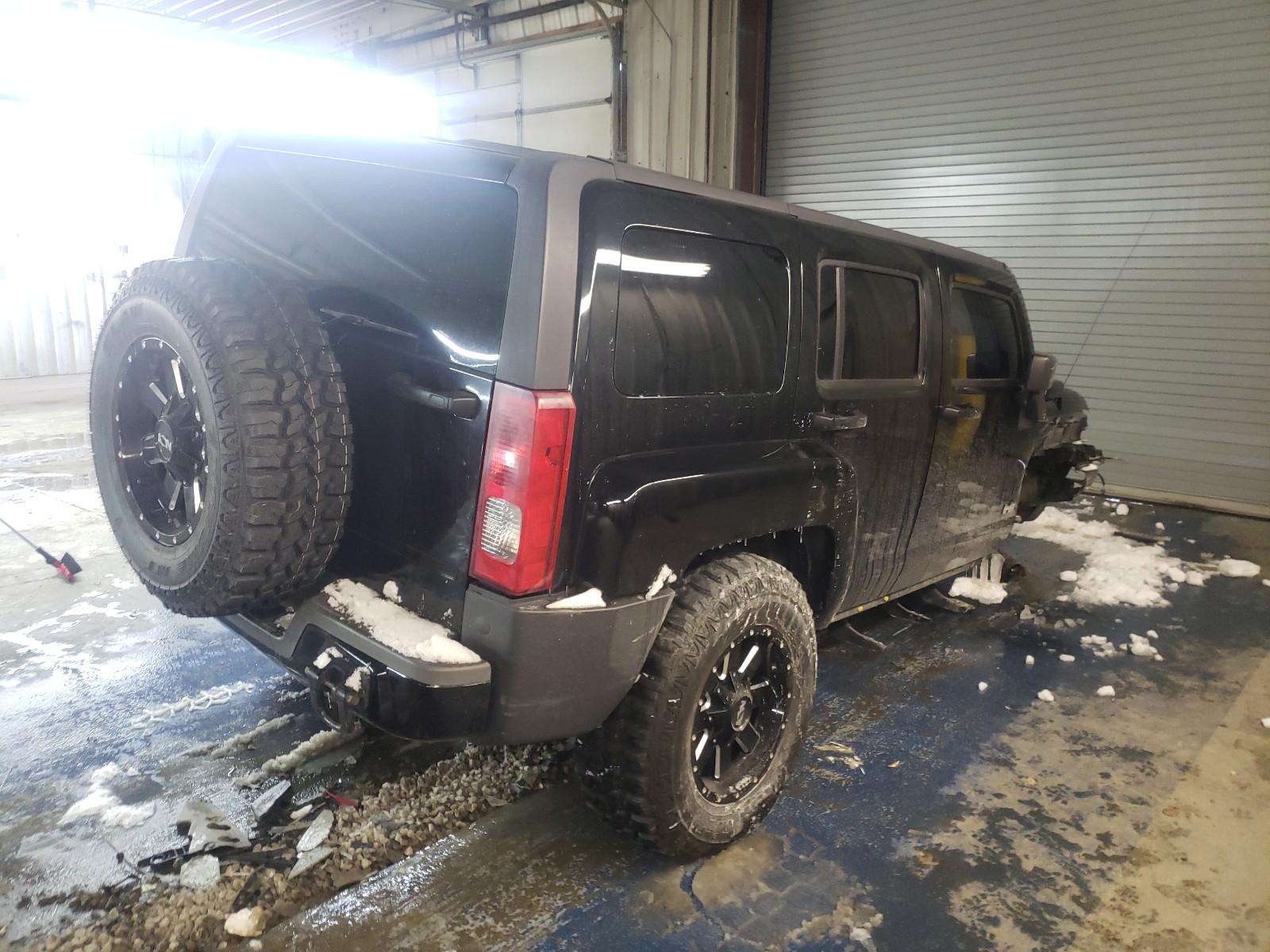 Photo 4 from auction – 2007 HUMMER H3 with VIN 5GTDN13E478199882