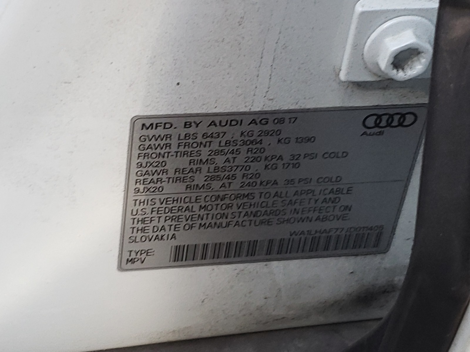 Photo 10 from auction – 2018 AUDI Q7 PREMIUM with VIN WA1LHAF77JD011405
