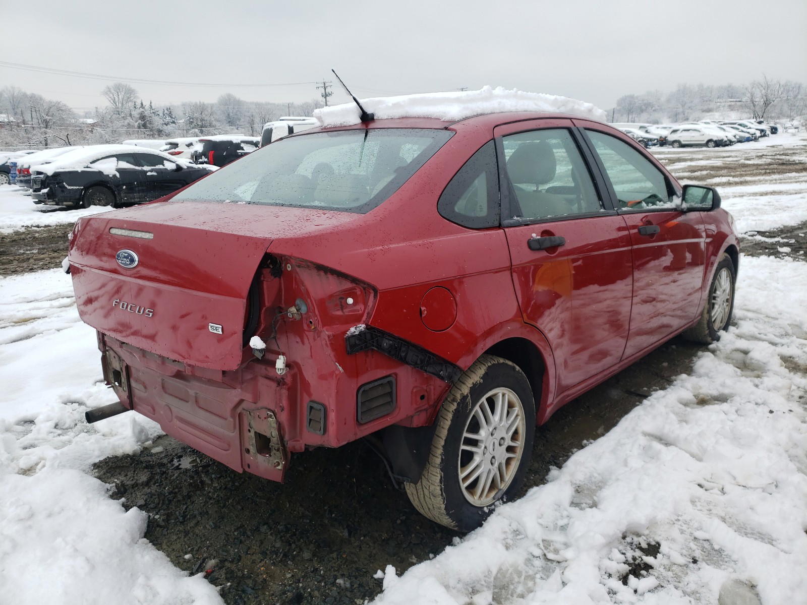 Photo 4 from auction – 2010 FORD FOCUS SE with VIN 1FAHP3FN7AW136648