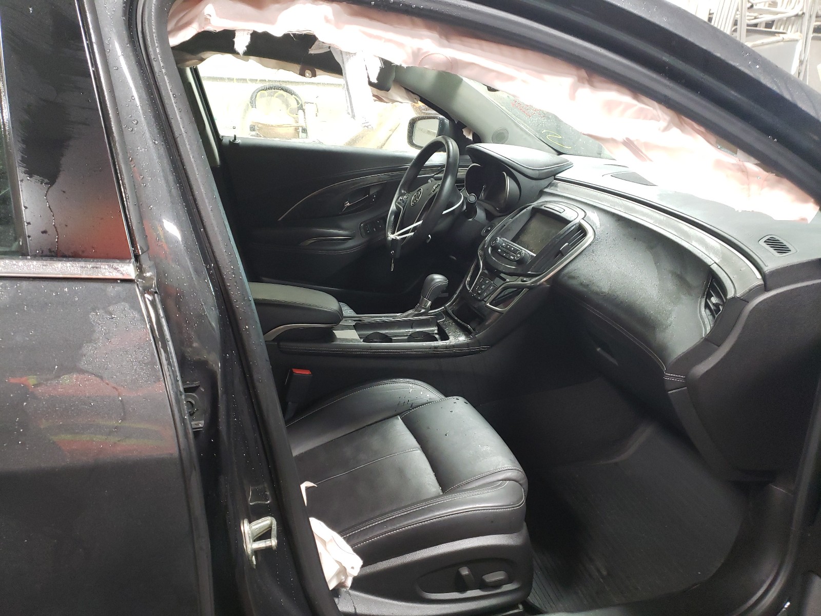 Photo 5 from auction – 2014 BUICK LACROSSE with VIN 1G4GB5G32EF246585