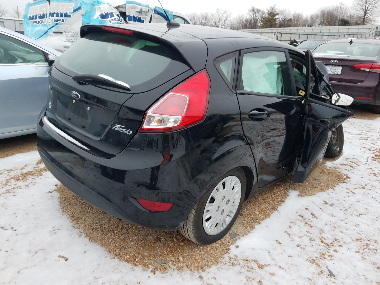 Photo 4 from auction – 2017 FORD FIESTA S with VIN 3FADP4TJ2HM162039