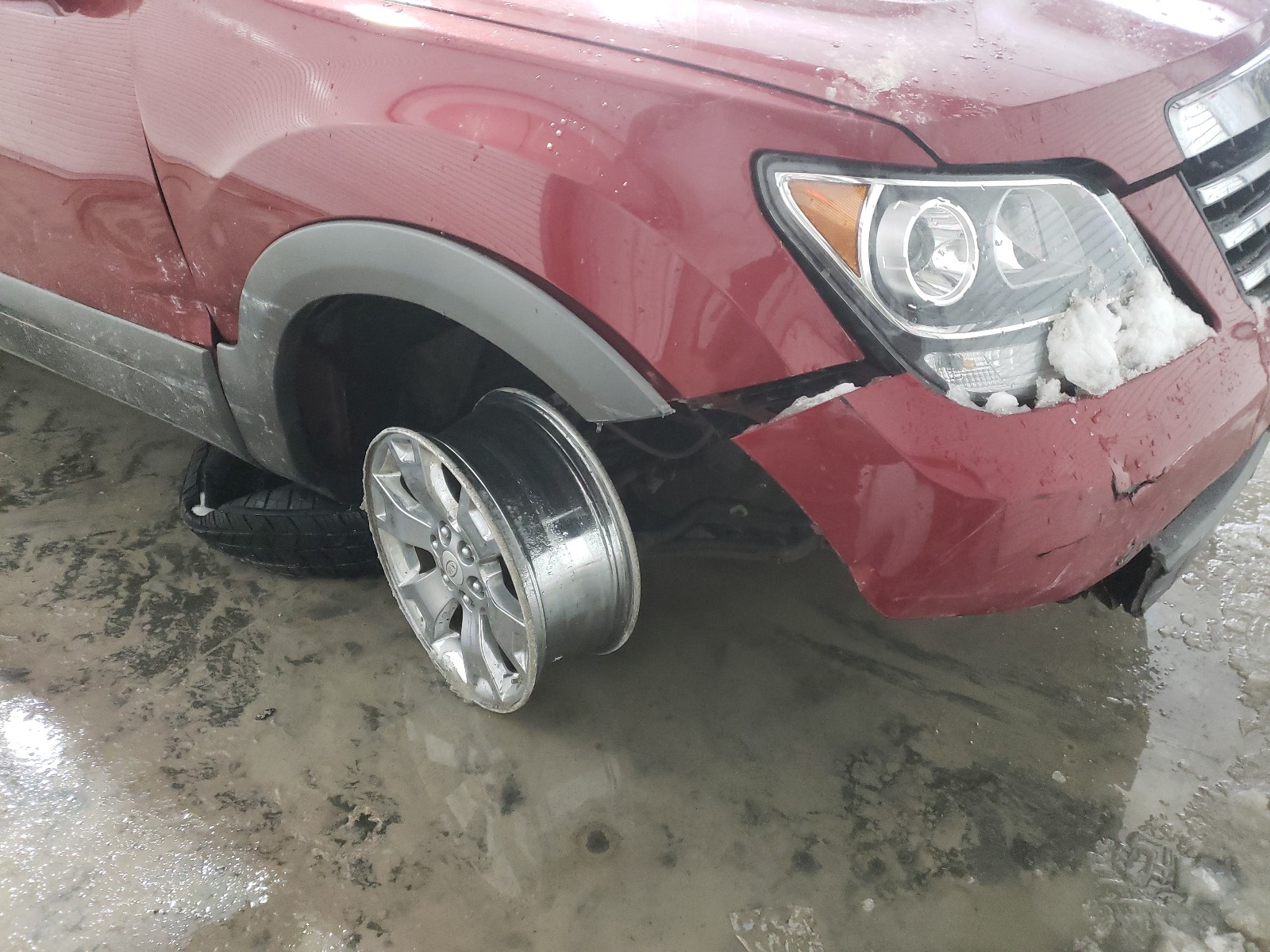 Photo 9 from auction – 2009 KIA BORREGO LX with VIN KNDJH741595039773