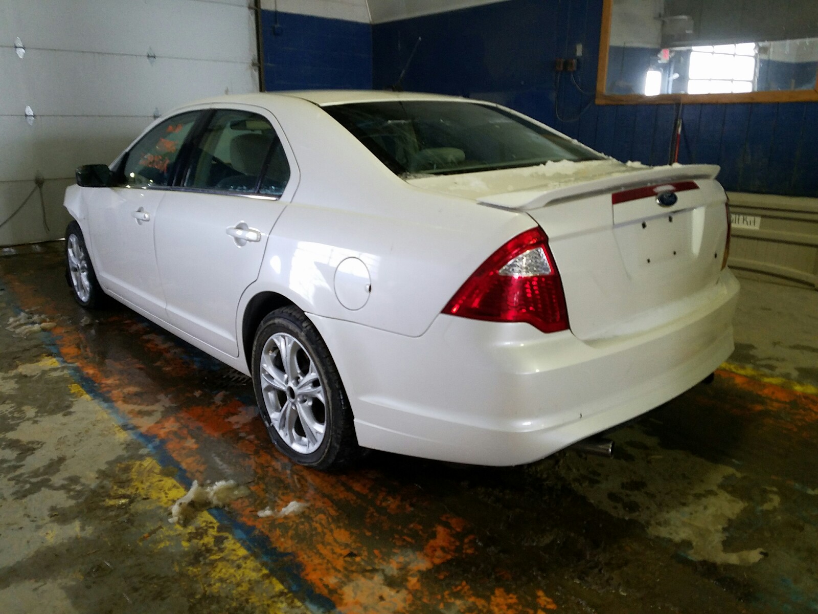 Photo 3 from auction – 2012 FORD FUSION SE with VIN 3FAHP0HG8CR199079
