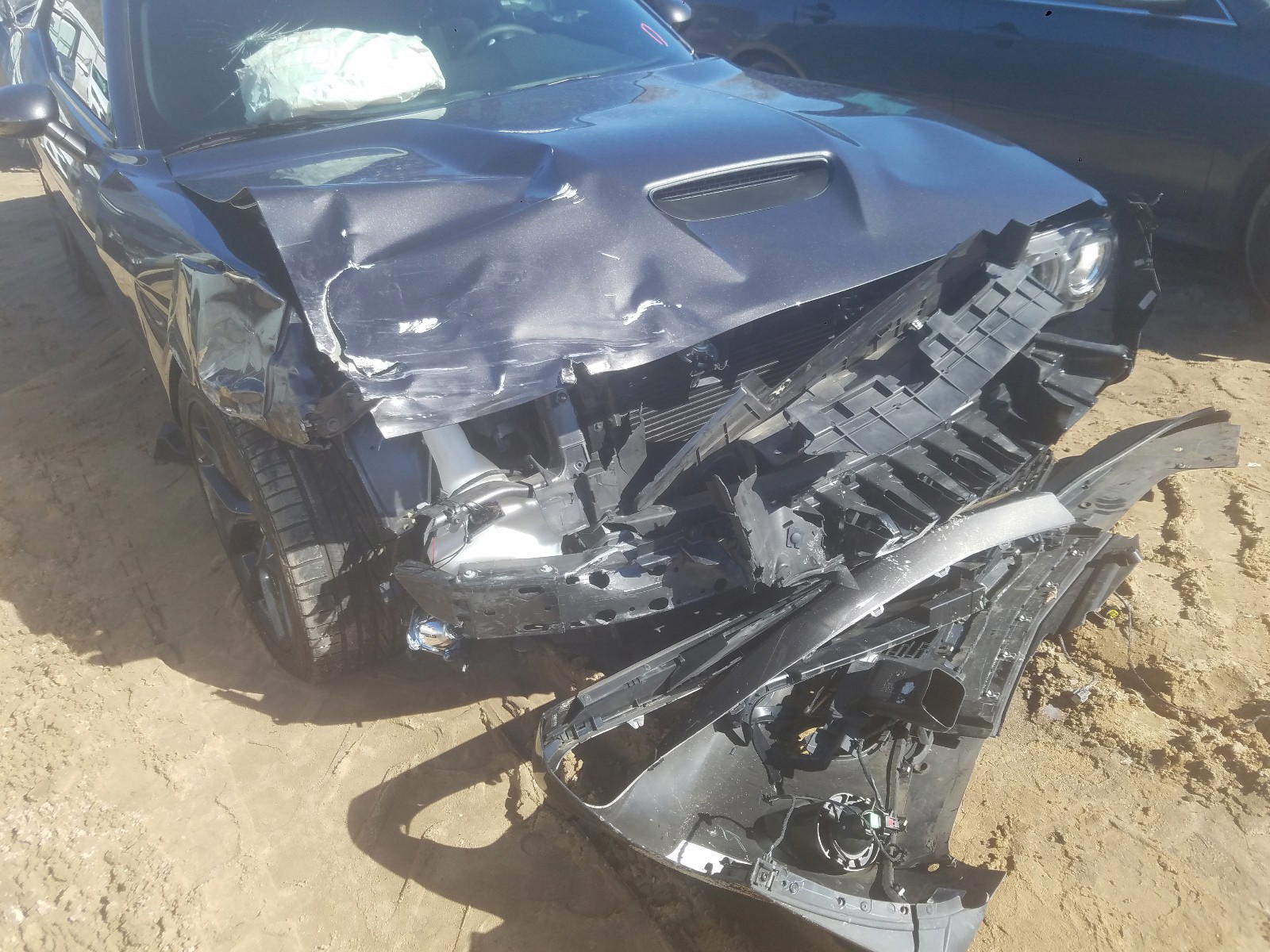 Photo 9 from auction – 2019 DODGE CHALLENGER with VIN 2C3CDZJG8KH540362