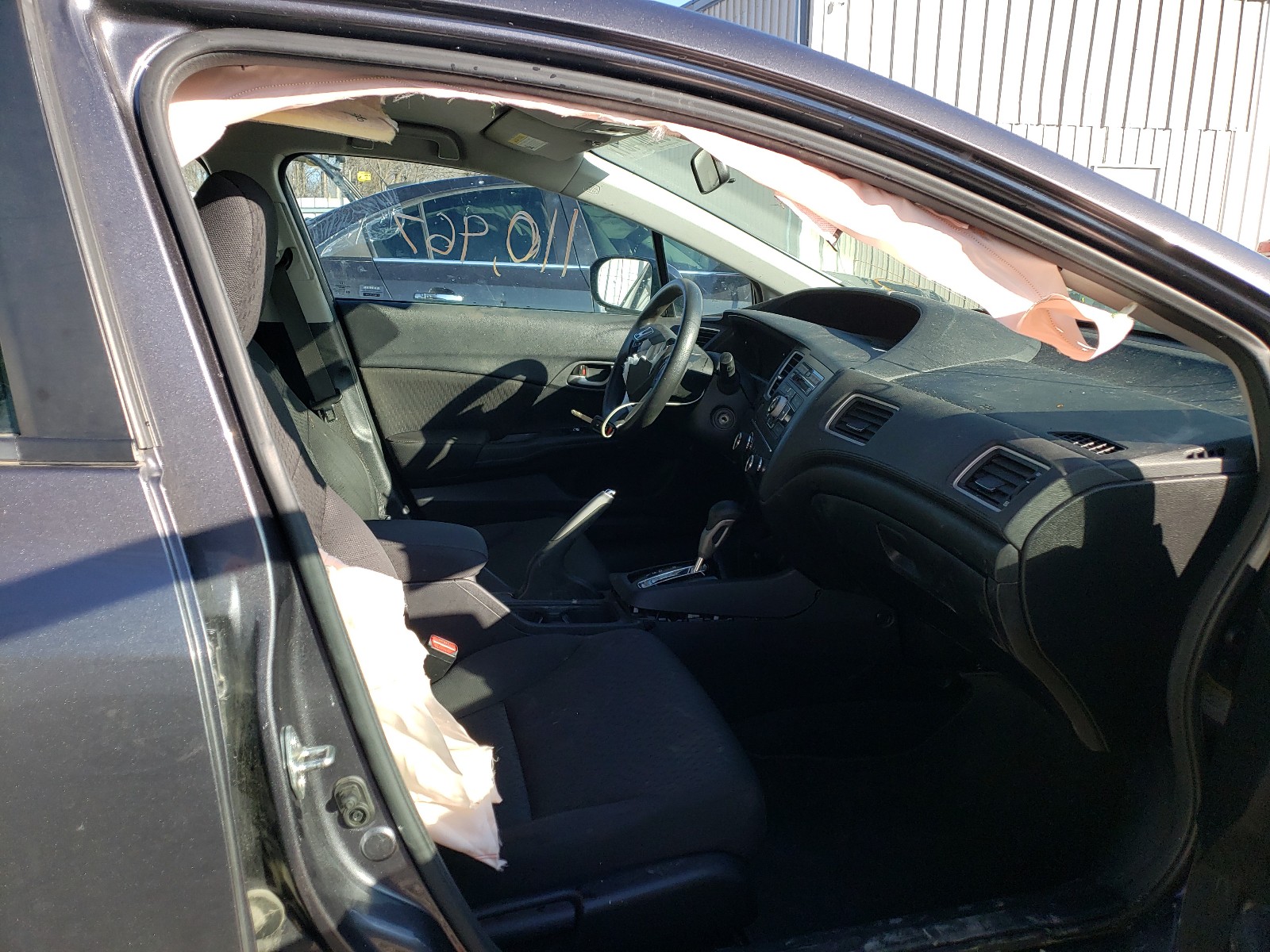 Photo 5 from auction – 2014 HONDA CIVIC LX with VIN 19XFB2F58EE012849