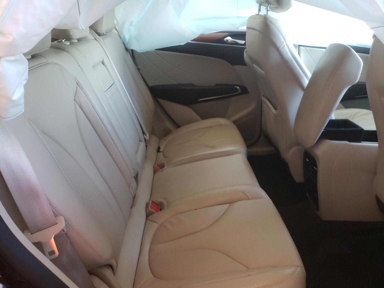 Photo 16 from auction – 2019 LINCOLN MKC SELECT with VIN 5LMCJ2C94KUL52972