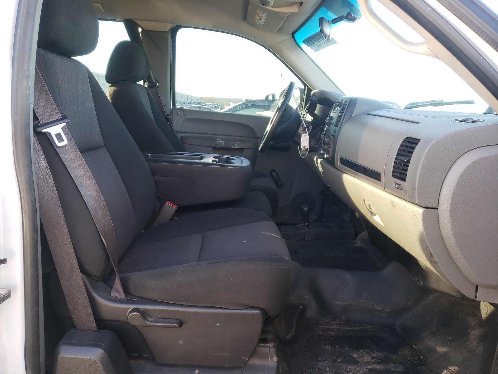 Photo 5 from auction – 2012 CHEVROLET SILVERADO with VIN 1GCRKPE74CZ316081