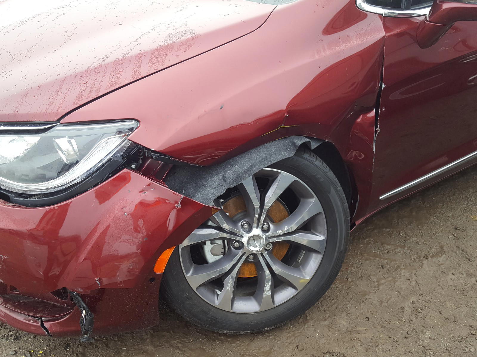 Photo 9 from auction – 2020 CHRYSLER PACIFICA L with VIN 2C4RC1GG2LR102059