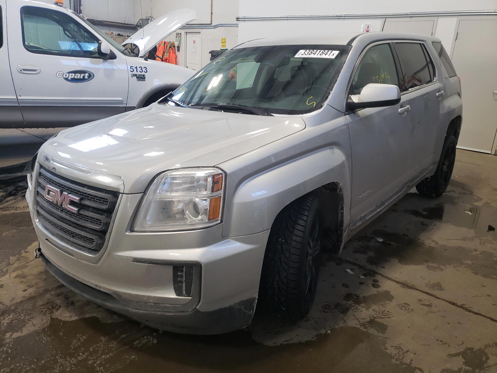 Photo 2 from auction – 2017 GMC TERRAIN SL with VIN 2GKALMEK6H6349183