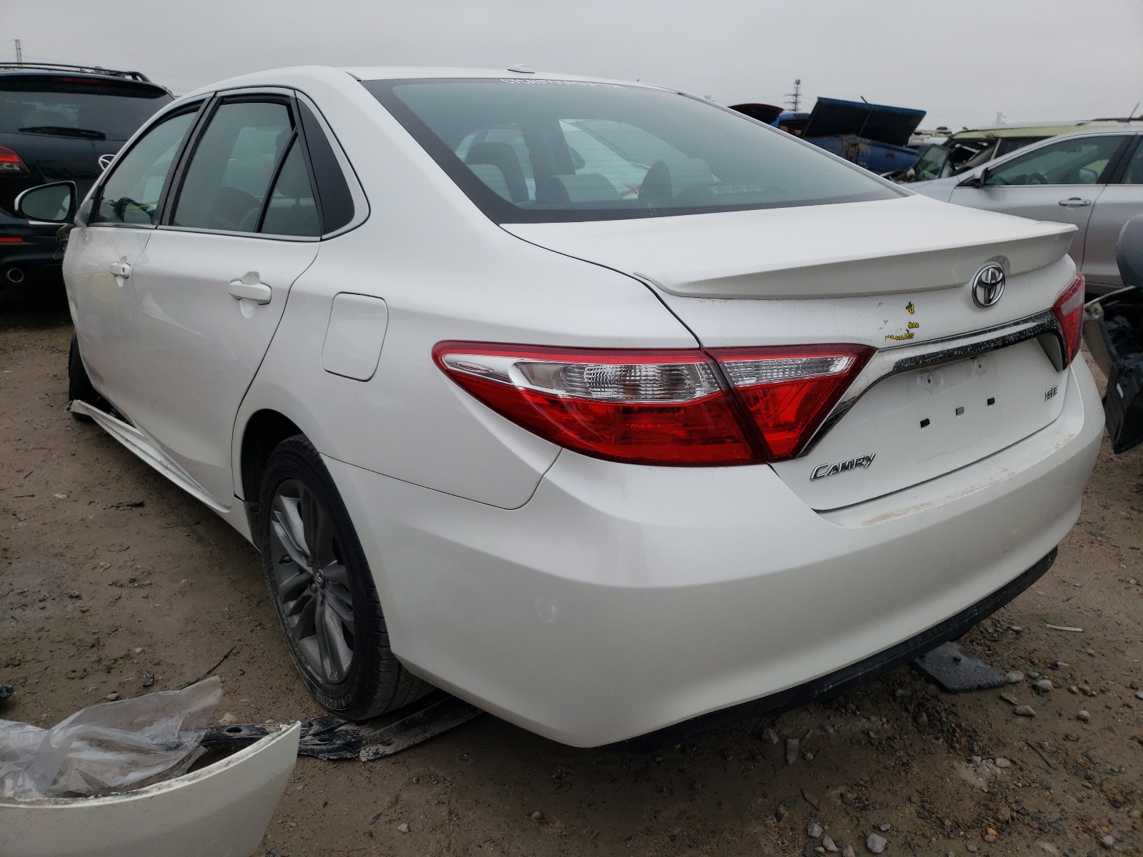 Photo 3 from auction – 2016 TOYOTA CAMRY LE with VIN 4T1BF1FKXGU260457