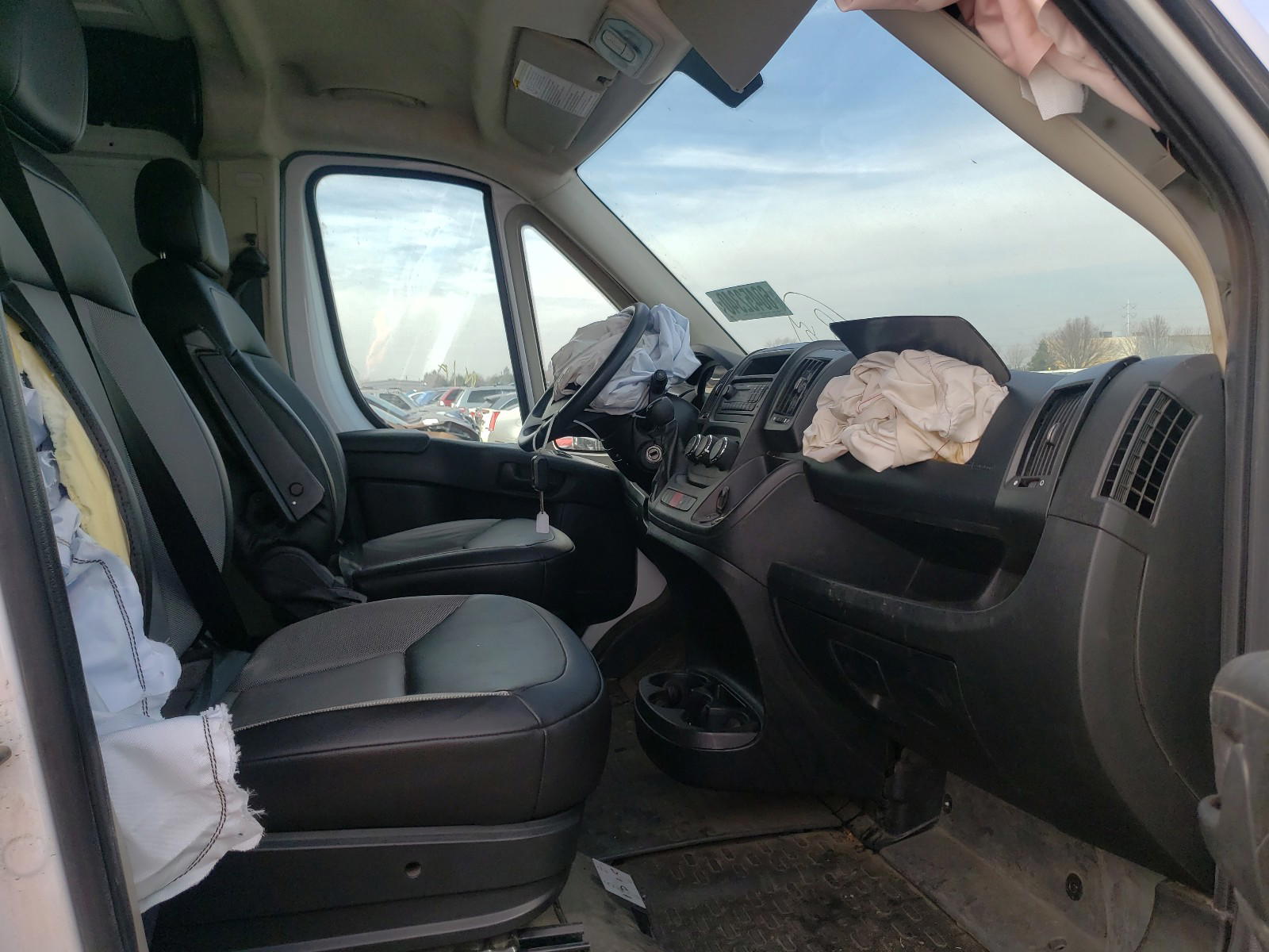 Photo 5 from auction – 2017 RAM PROMASTER with VIN 3C6TRVAG6HE516935