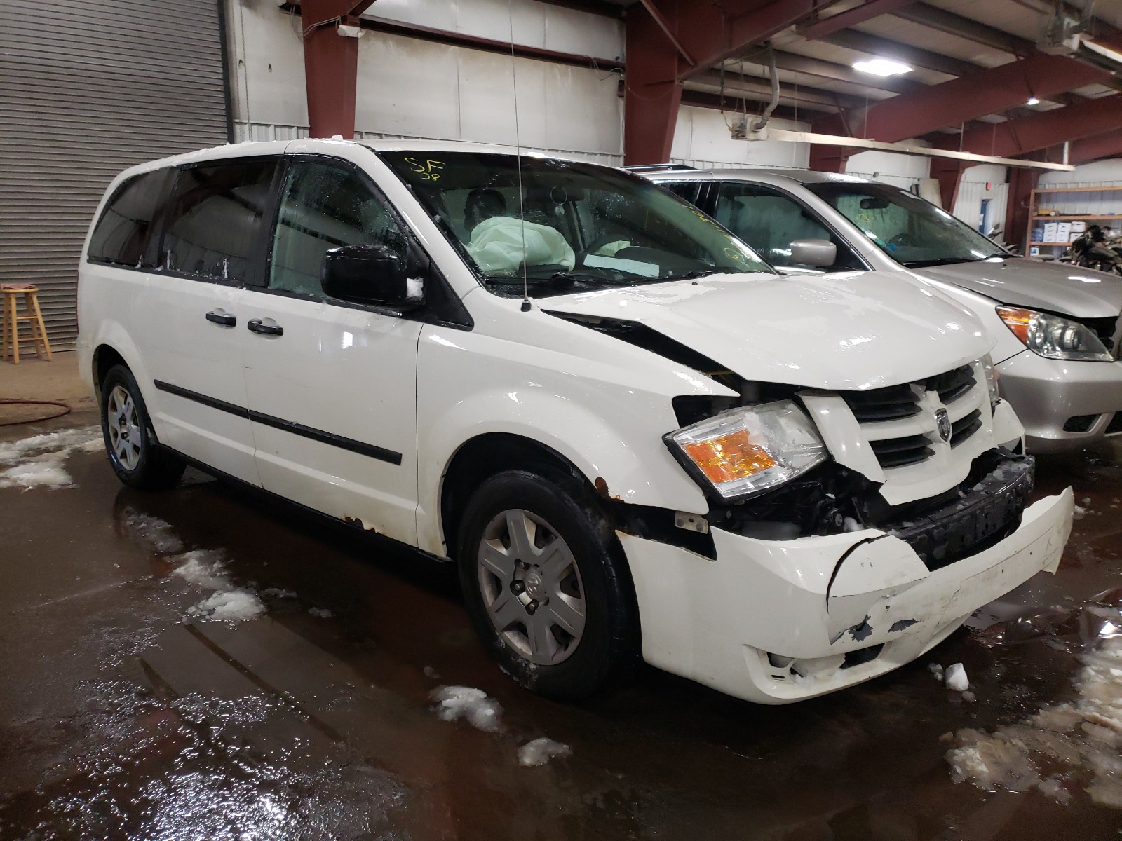 DODGE GRAND CARA 2008 with VIN 1D8HN44H78B119631 - Photo from auction