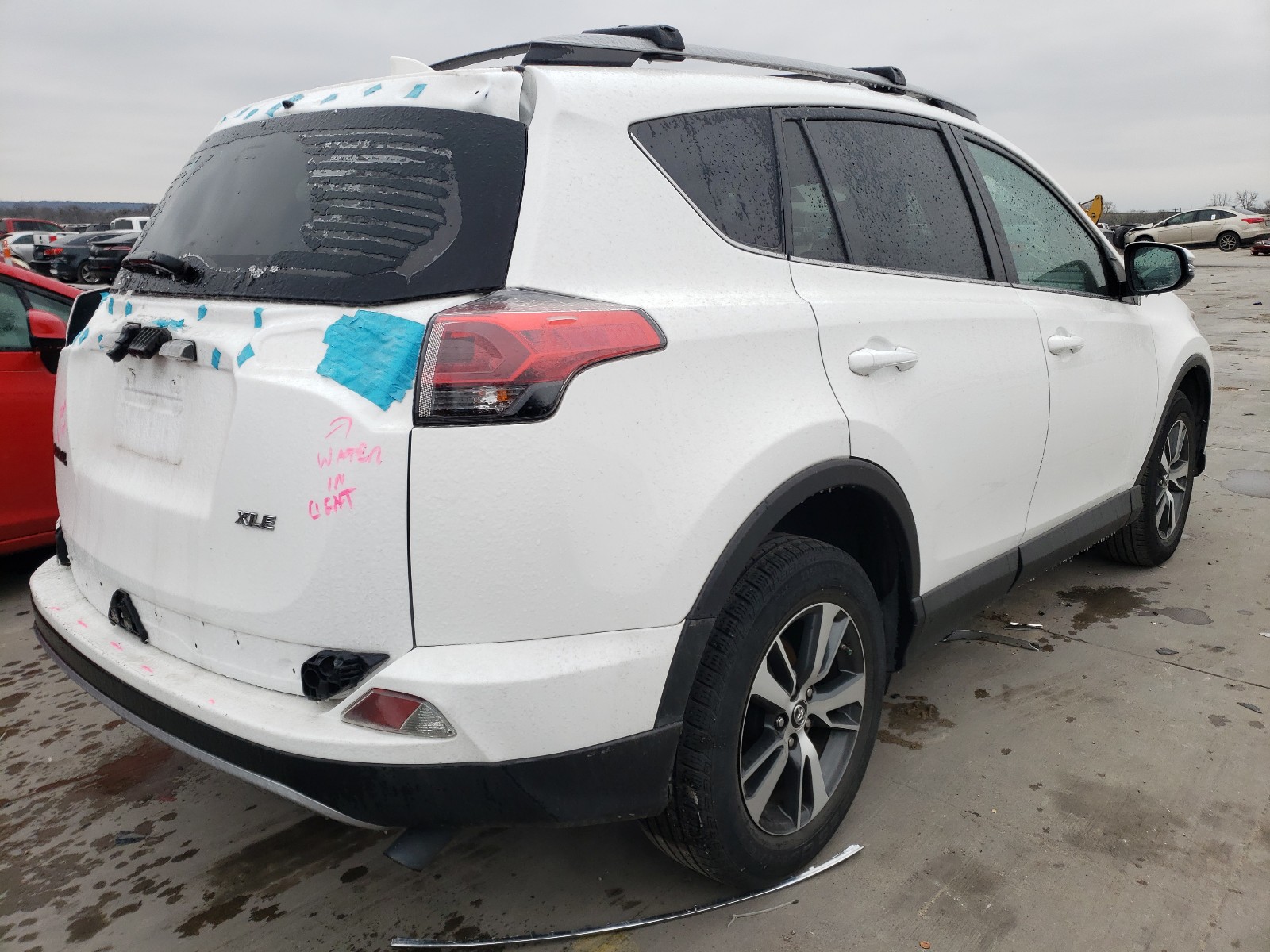 Photo 4 from auction – 2018 TOYOTA RAV4 ADVEN with VIN 2T3WFREV8JW433029